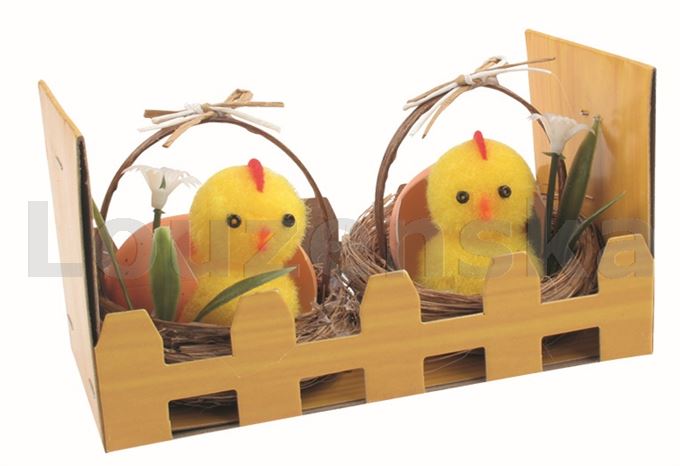 Kuřátka se skořápkou v košíčku a ohrádce 17179